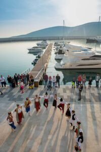 IMG-5b68fad89c9df2c761f2f18787f225af-V